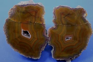 Condor agate pair specimen KK16 - Picture 1 of 1
