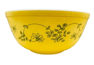 Pyrex Mixing Bowl Shenandoah Pale Yellow With Green Flowers Leaves #403 Vintage  - Picture 1 of 10