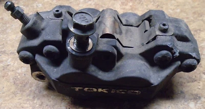 Pinza de freno de disco delantera izquierda Suzuki SV1000 SV1000SK3 SV 1000 SK3 2003 03 Foto 1 de 2