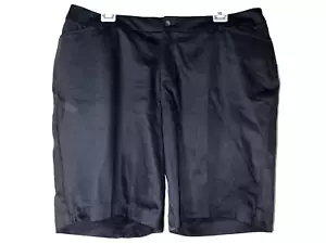 New ST JOHNS BAY 22W Black Classic Fit Secretly Slender Stretch Bermuda Shorts - Picture 1 of 4