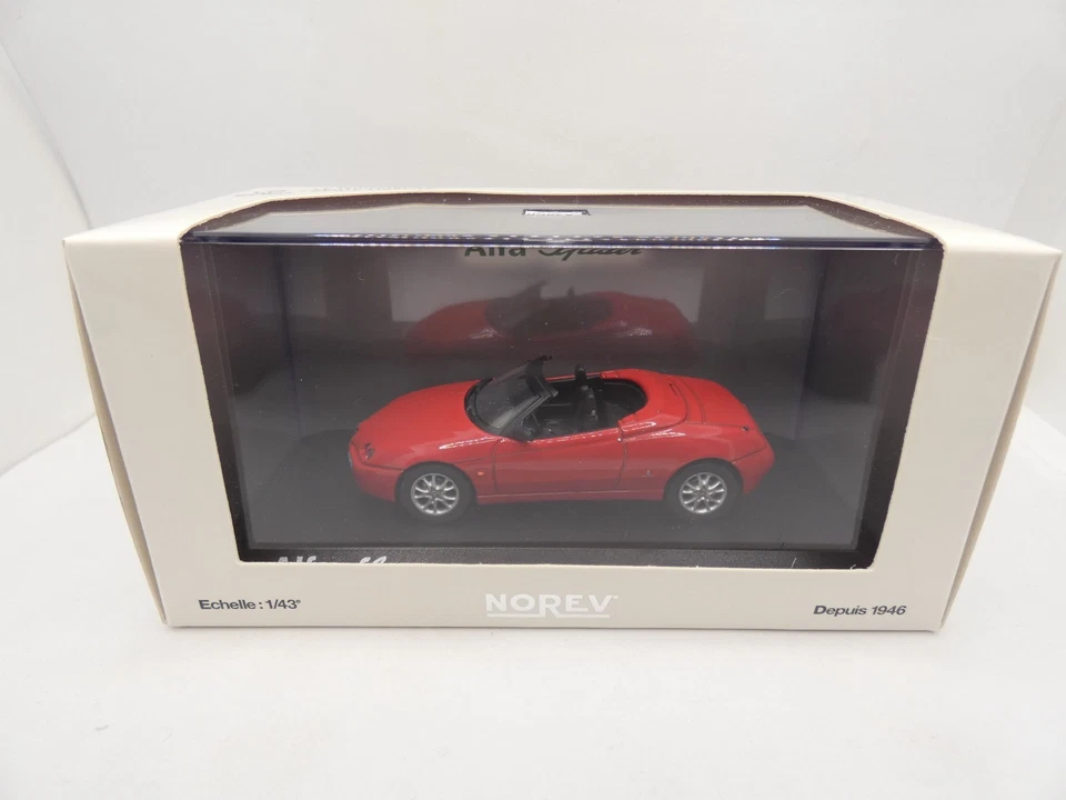 Alfa Romeo Spider GTV 2003 rouge 1/43 Norev en boite - Photo 1/3
