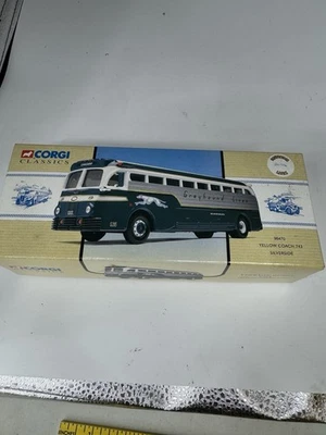 Corgi Classics 1:50 GreyhoundYellow Coach 743 Silverside Bus #98470 - Image 1 of 4