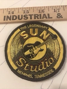 THE LEGEND SUN STUDIO MEMPHIS TN PATCH HUT JACKE BADGE RECORD GUITAR LOGO B - Bild 1 von 1