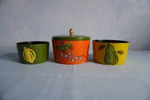 Vintage Lacquerware 4 piece set nesting bowls w/lid fruit pattern Japan - Picture 1 of 17