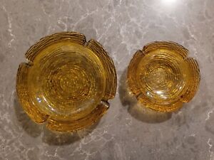 Lot de 2 en verre vintage cercle en verre ambré crêté texturé MCM imbrication 9" 6"