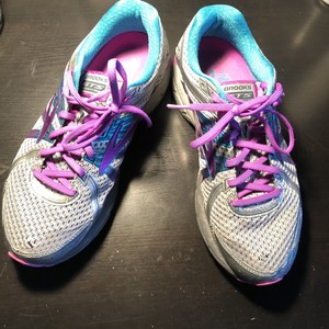 asics womens tennis shoes wide width