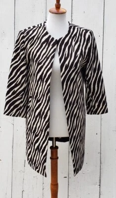 Boston Proper 尺寸 8 (M) 大衣黑色白色斑马条纹 3/4 袖 — 第 1/4 张图片