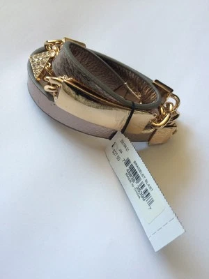 NUEVO CON ETIQUETAS ADIVINA Pulsera envolvente de cuero sintético placa de identificación tono dorado Foto 1 de 4