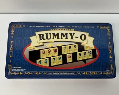 Juego de azulejos Rummy-O de colección de Cardinal 1999 Collector's Blue Tin Family usado en excelente estado Foto 1 de 4