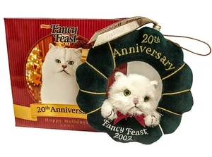 ADORNO 5" - FIESTA DE FANTASÍA 2002 - TERCIOPELO VERDE - GATITO PELUDO - NUEVO EN CAJA - Imagen 1 de 1