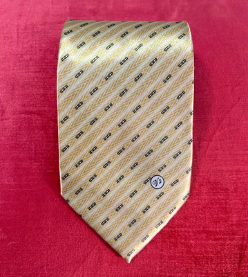Corbata para hombre Versace oro claro/diseño de barra gris pequeña/seda - Hecha en Italia - 4 pulgadas Foto 1 de 2