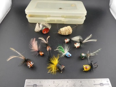 Vintage Mixed Lot of 11 Fishing Lures Fly Rod Bass Bug Panfish Popper Mouse - Image 1 of 4