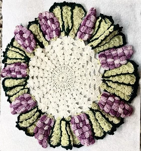 Tapete vintage de ganchillo "Uvas" - Imagen 1 de 4