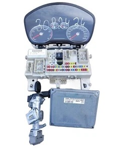 Kit centralina motore Ford Focus II 5M5112A650HG - Foto 1 di 4