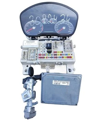 Kit centralina motore Ford Focus II 5M5112A650HG - Immagine 1 di 4