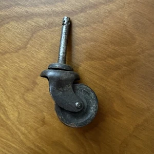 "Antigua rueda de rodillo para muebles de madera de 1,5"" eje de madera de 2""" - Imagen 1 de 5