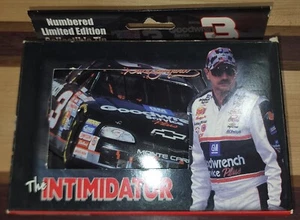 2001 - Dale Earnhardt - #3 - Lata de coleccionista y 2 barajas de cartas - Imagen 1 de 3