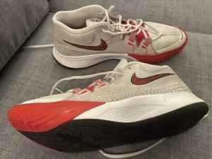 Mens (Size 9.5)- Nike Kyrie Flytrap 6 Photon Dust University Red-GUC with box - Picture 1 of 13