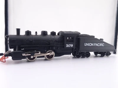 *READ* Life Like HO 0-4-0 Steam Locomotive UP Union Pacific 3179 Model Train - Image 1 of 4