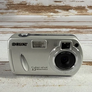 Sony Cybershot DSC-P32 3.2MP Compact Digital Camera - Picture 1 of 5