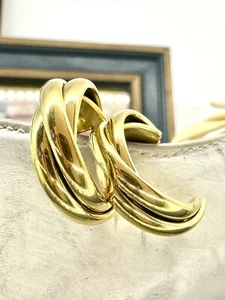 Michelle Pick Blossom Unique Trinity 18k Gold Filled Stud Everyday earring - Picture 1 of 8