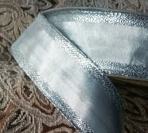 Cinta con cable plateada metálica de 1,5" por 5 yardas Navidad Año Nuevo Invierno Boda - Imagen 1 de 9