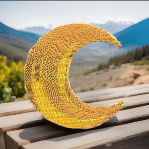 Crescent Moon Embroidered Patch Lunar Waning Waxing Iron on Sew on - Picture 1 of 4