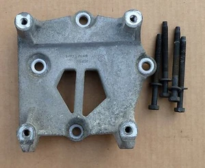 98 CARAVAN VOYAGER MINI VAN 2.4 AC AIR COMPRESSOR BRACKET 5281444 - Bild 1 von 2