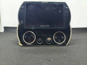 Sistema portátil Sony PSP Go negro 16 GB para pieza o reparación - Imagen 1 de 8