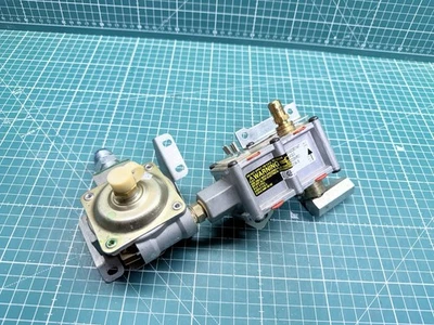 Válvula de control de horno de cocina GE P# WB19K10039 Foto 1 de 4