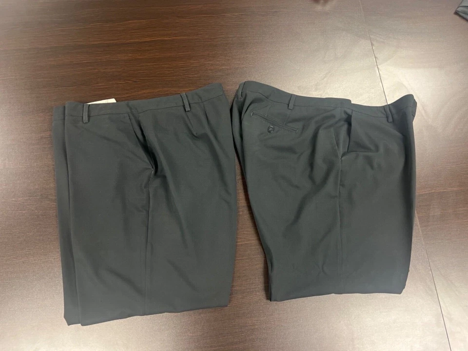 Avenue  Stretch Womens Size 16 Lot of 2 Dress Pants Mint - Image 1 of 1