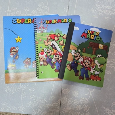 Paquete de carpeta Super Mario: carpeta, cuaderno, composición limpia. Foto 1 de 2
