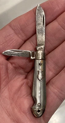 1946-57 Imperial зеленый в полоску 2 лезвия карманный нож сильный Snap США - Изображение 1 из 4