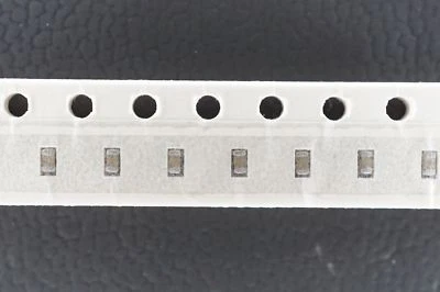 Lote de 50 condensadores cerámicos 0603YC104KAT2A AVX 0.1uF 10% 16V 0603 X7R NOS Foto 1 de 2