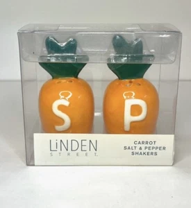 Linden Street Mini Salt & Pepper Set Carrots Stoneware 3-1/4" High New - Picture 1 of 4