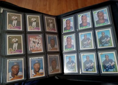 HUGE MLB HOF RC LOT OVER 200 ROOKIE CARDS TOPLOADED IN BINDER AROD CHIPPER FRANK - Image 1 of 4