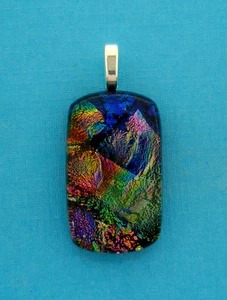 DICHROIC GLASS RECTANGLE, PRETTY MIXTURE OF COLOR THROUGHOUT, SILVER PLATED BAIL - Picture 1 of 1