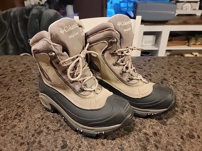 Botas Columbia Hombre Talla 7 Usadas Buen Estado.  Cómodo. Foto 1 de 4