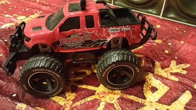 Ferngesteuertes Auto Ford rot RC - Bild 1 von 4