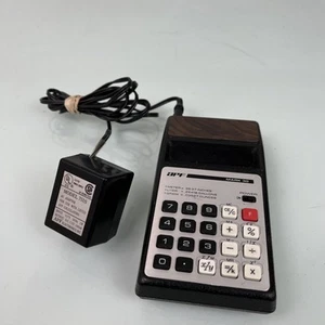 apf Electronics MARK 30 calcolatrice vintage - con alimentatore funzionante - Foto 1 di 8