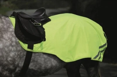Shires Equi-Flector® Fleece Exercise Sheet 5ft. BNWT. Be safe Be seen! RRP £55 - Image 1 of 4