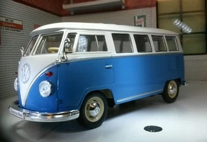 VW Samba T1 Blue Camper 1962 Dormobile Devon Campervan Welly 1:24 Scale Model - Picture 1 of 3