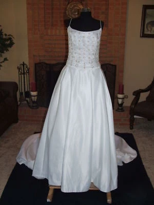 NUEVO CON ETIQUETAS $ 2800 MOONLIGHT BRIDAL vestido de novia con acento dorado blanco tren formal talla 12 Foto 1 de 4