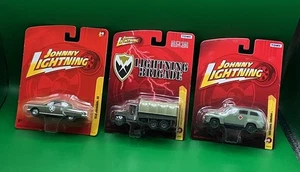 Lotto 3 pezzi Johnny Lightning Military - Foto 1 di 1