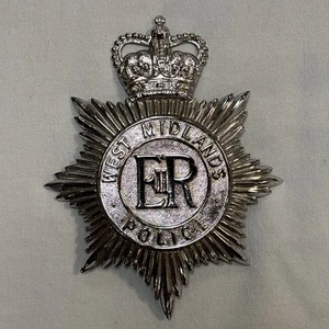 CASCO OBSOLETO DE POLICÍA DE WEST MIDLANDS PLACA INSIGNIA CORONA DE REINAS GENUINO - Imagen 1 de 3