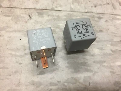 2 x VW GTI / Audi / Porsche 911 964 993 Multi Purpose Relay 53 141.951.253.B G7 - Image 1 of 4