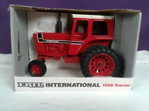 Ertl International 1566 Black Stripe Tractor Duals Special Edition 1/16 4625 - Picture 1 of 9