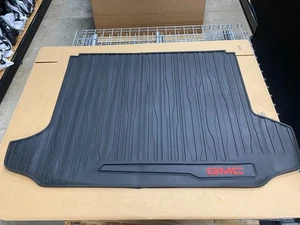 Genuine GM Cargo Area Mat Premium All Weather 84289060 - Bild 1 von 3