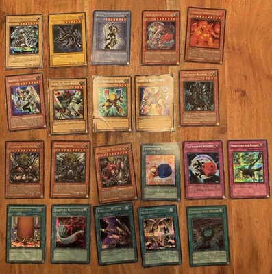 Yu-Gi-Oh! Holo Sammlung (21 Karten) – Klassiker – Blauäugiger, Red Eyes - Bild 1 von 4