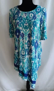 Top de mujer Chicos 1 estampado multicolor dobladillo asimétrico ribete de ganchillo manga S - Imagen 1 de 6